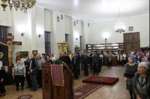 Всенощное бдение на Архиерейском подворье – храме во имя преподобного Серафима Саровского г.Саратова