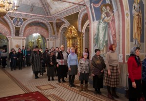 Всенощное бдение в Свято-Троицком кафедральном соборе города Саратова