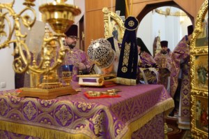 Божественная литургия в храме во имя святого великомученика Георгия Победоносца г.Саратова