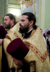 Всенощное бдение в храме в честь Покрова Пресвятой Богородицы г. Саратова