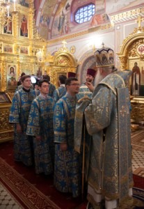 Полиелейная утреня в Свято-Троицком кафедральном соборе г.Саратова