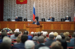 Митрополит Лонгин принял участие в работе собрания актива Саратовской области