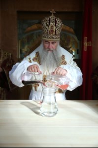 Митрополит Лонгин совершил Великое освящение Вознесенского храма Вознесенско-Пантелеимоновской церкви с. Усть-Курдюм