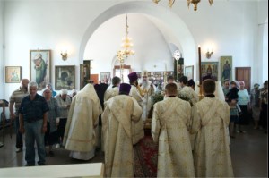 Божественная литургия в храме во имя Архангела Михаила с. Михайловка Саратовского района