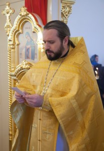 Совершена первая Литургия в новом храме на Увекском кладбище г.Саратова