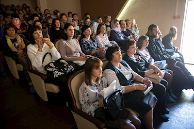 Митрополит Лонгин принял участие в пленарном заседании Покровских образовательных чтений