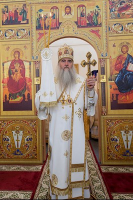 Божественная литургия в храме во имя святителя Митрофана, епископа Воронежского, г.Саратова