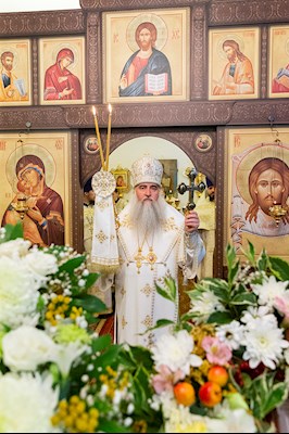 Божественная литургия в храме святителя Тихона Задонского г. Саратова