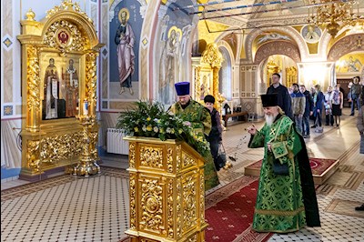 Всенощное бдение в Свято-Троицком кафедральном соборе г. Саратова