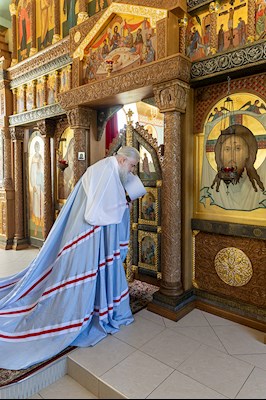Божественная литургия в Вознесенско-Пантелеимоновском храме с. Усть-Курдюм Саратовского района