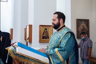 Божественная литургия в Свято-Алексиевском женском монастыре г. Саратова