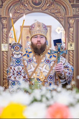 Митрополит Игнатий совершил Божественную литургию в храме в честь иконы Божией Матери «Скоропослушница» г. Шиханы Вольского района