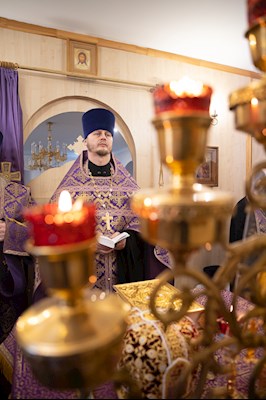 Митрополит Игнатий совершил всенощное бдение в храме в честь иконы Божией Матери «Скоропослушница» г. Шиханы Вольского района