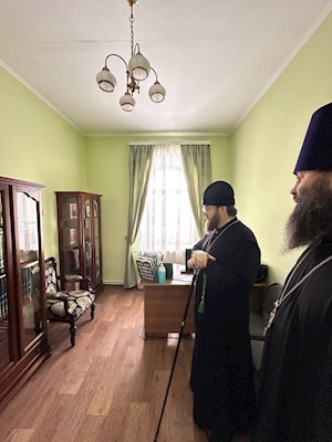 Митрополит Игнатий посетил кафедральный собор в Вольске