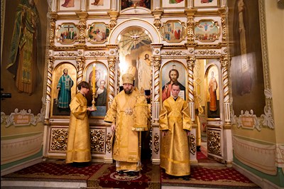 Митрополит Игнатий совершил всенощное бдение в Покровском соборе г. Саратова
