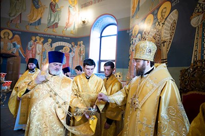 Митрополит Игнатий совершил Божественную литургию в Свято-Никольском мужском монастыре г. Саратова