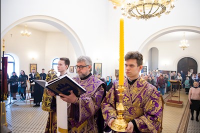 Митрополит Игнатий совершил Божественную литургию в храме преподобного Сергия Радонежского г. Саратова