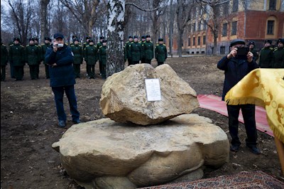 Митрополит Игнатий совершил чин освящения и закладки камня в честь строительства храма во имя Архистратига Божия Михаила на территории военного училища