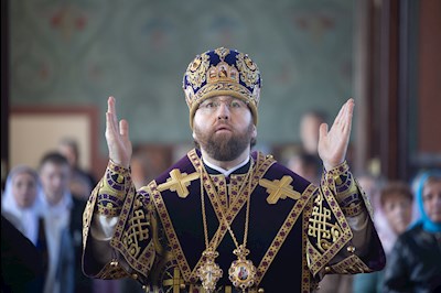 Митрополит Игнатий совершил Божественную литургию в Крестовоздвиженском храме г. Хвалынска