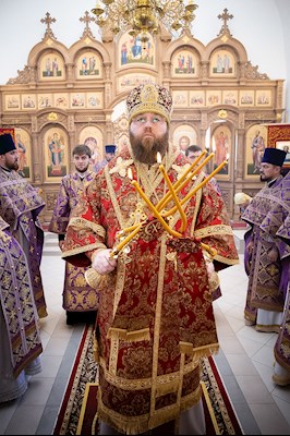 Митрополит Игнатий совершил великое освящение храма святых первоверховных апостолов Петра и Павла с. Куликовка Вольского района и Божественную литургию в новоосвященном храме