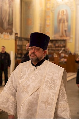 Митрополит Игнатий совершил Великую вечерню в соединении с Литургией святителя Василия Великого и чин Великого освящения воды в Покровском соборе г. Саратова
