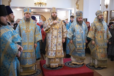 Митрополит Игнатий возглавил соборное архиерейское богослужение в Казанском храме г. Саратова
