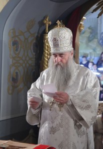 Крещальная литургия в Свято-Троицком соборе Саратова