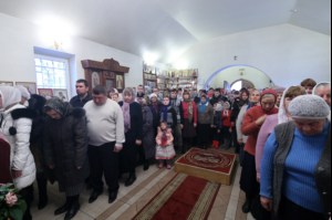 Божественная литургия в храме во имя священномученика Космы Саратовского