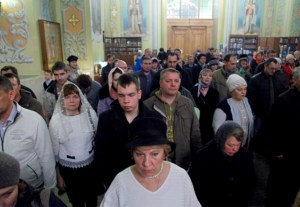 Всенощное бдение в храме в честь Покрова Пресвятой Богородицы г. Саратова