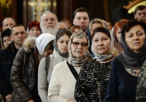 Митрополит Лонгин принял участие в Патриаршем богослужении в Храме Христа Спасителя в день открытия Рождественских чтений