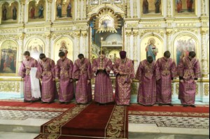 Всенощное бдение в храме в честь Сошествия Святого Духа г.Саратова