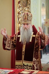 Божественная литургия в храме в честь Покрова Пресвятой Богородицы города Саратова