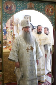 Божественная литургия в храме во имя святителя Тихона, епископа Воронежского, Задонского чудотворца г.Саратова