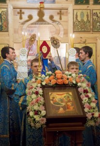 Всенощное бдение в храме в честь Рождества Пресвятой Богородицы города Саратова