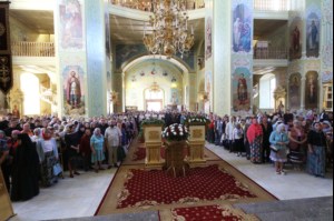 Встреча святых мощей святого равноапостольного князя Владимира и Всенощное бдение в храме в честь Покрова Пресвятой Богородицы г.Саратова