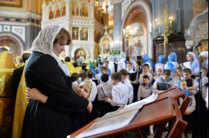 Митрополит Лонгин принял участие в Патриаршем богослужении в день празднования 70-летнего юбилея Его Святейшества