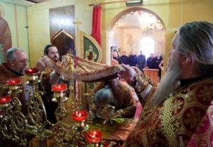Божественная литургия в тюремном храме во имя святителя и чудотворца Николая при ОТБ №1 г. Саратова