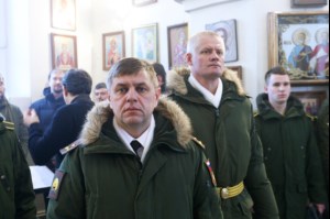 Божественная литургия в храме в честь Воздвижения Честнаго и Животворящего Креста Господня на территории Вольского военного института материального обеспечения