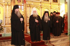 Всенощное бдение в Духосошественском кафедральном соборе Саратова