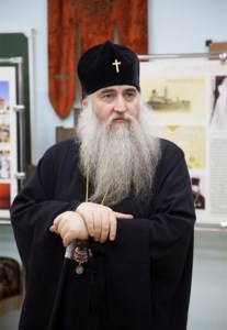 В Хвалынске открылась выставка, посвященная 70-летию возобновления приходской жизни