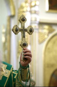 Божественная литургия на Архиерейском подворье — храме во имя преподобного Серафима Саровского г.Саратова