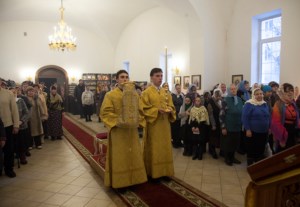 Божественная литургия в храме во имя святителя Николая Японского г. Саратова
