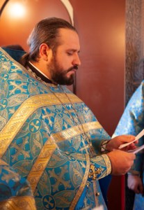 Божественная литургия в храме в честь Владимирской иконы Божией Матери с. Багаевка Саратовского района