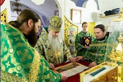 Божественная литургия в Спасо-Преображенском мужском монастыре г. Саратова