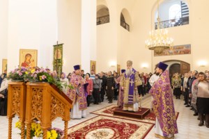 Божественная литургия в храме святителя Спиридона Тримифунтского г. Саратова