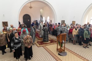 Литургия Преждеосвященных Даров в храме во имя преподобного Сергия Радонежского г.Саратова