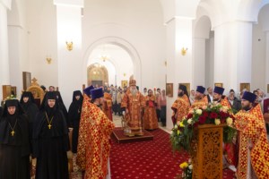 Божественная литургия в Свято-Алексиевском женском монастыре г. Саратова