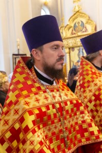 Божественная литургия в храме великомученика Георгия Победоносца г. Саратова