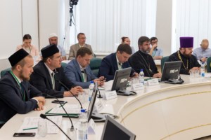 Представители епархии приняли участие в заседании Координационного совета по теме религиозных объединений
