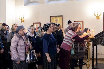 Божественная литургия в храме в честь иконы Божией Матери «Всех скорбящих Радость» г. Саратова